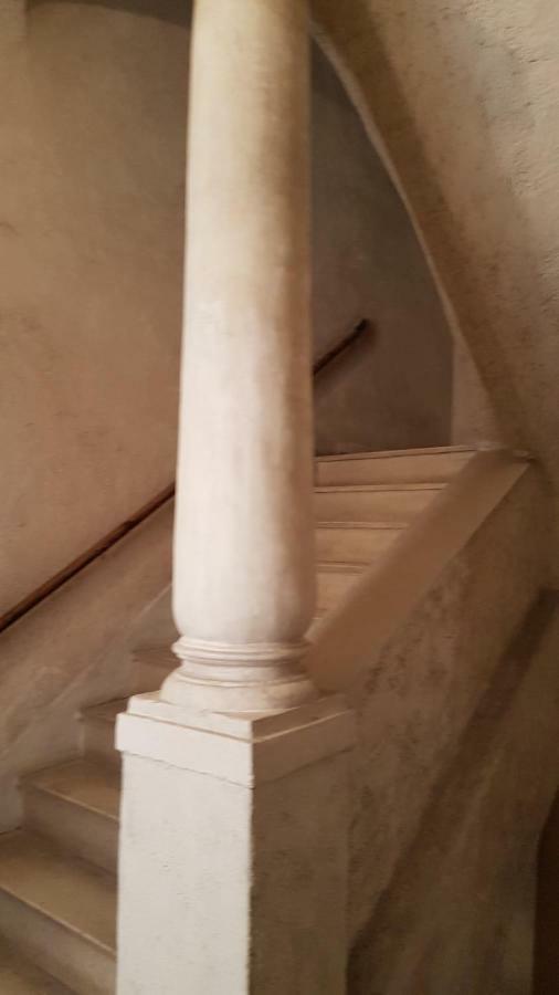 Sunny Apartment In Heart Of Nice Old Town ภายนอก รูปภาพ
